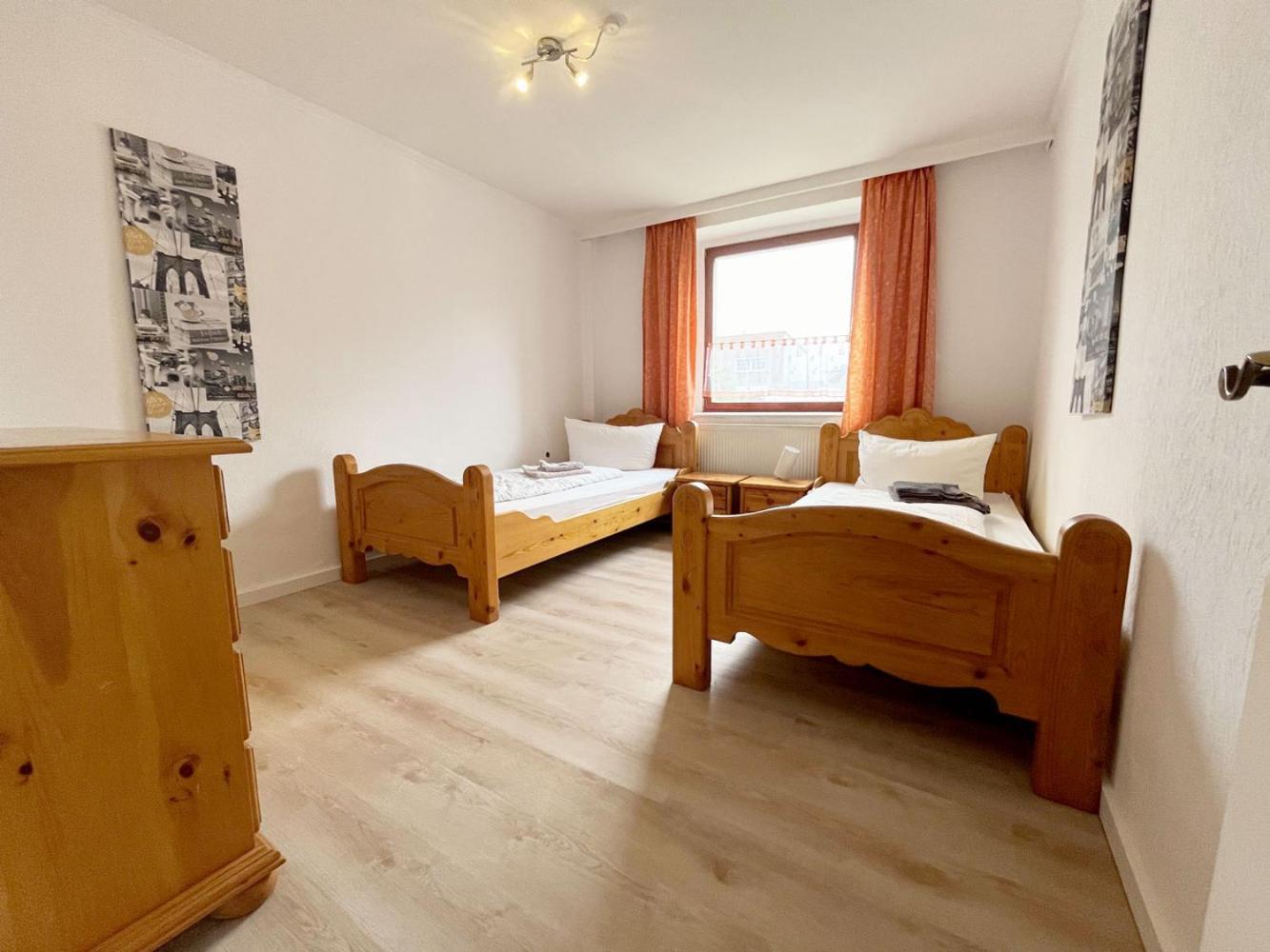 5 Room Apartment In Zuelpich Цюльпих Экстерьер фото